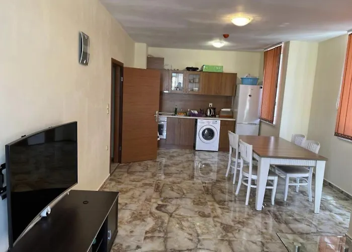 Karolina Complex Appartement *